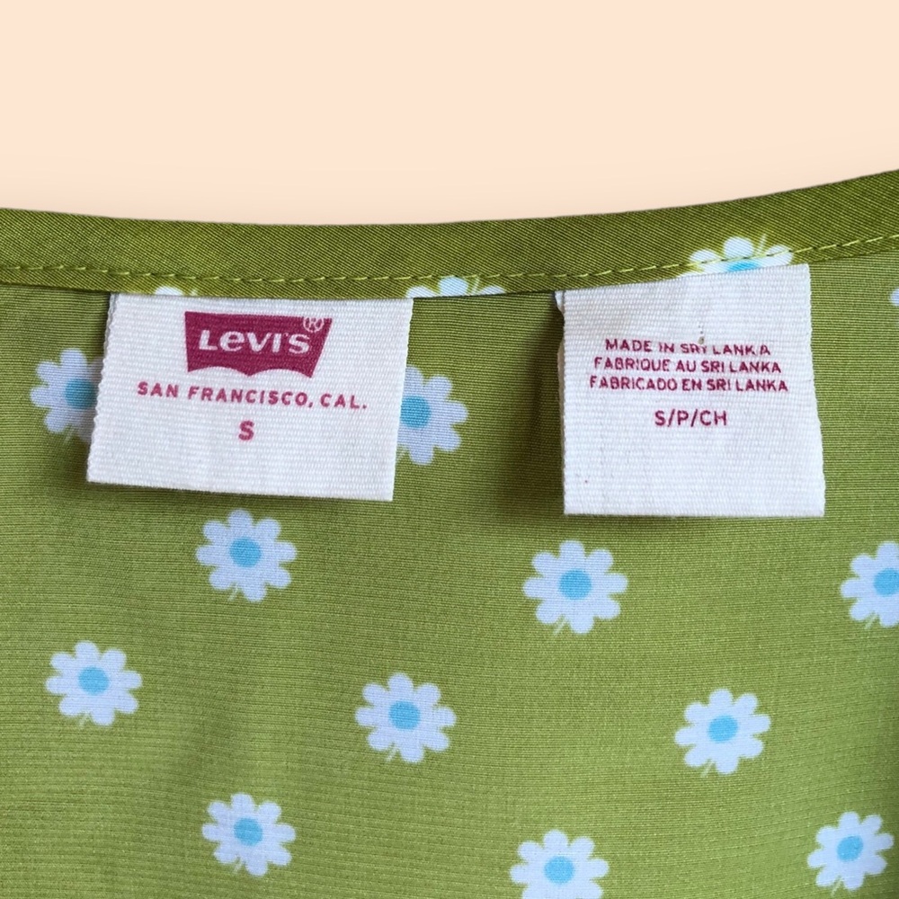 Levi’s Women’s Embry Tie Blouse Sweet Daisy Split Pea Ditsy Floral Retro Small - Picture 8 of 9
